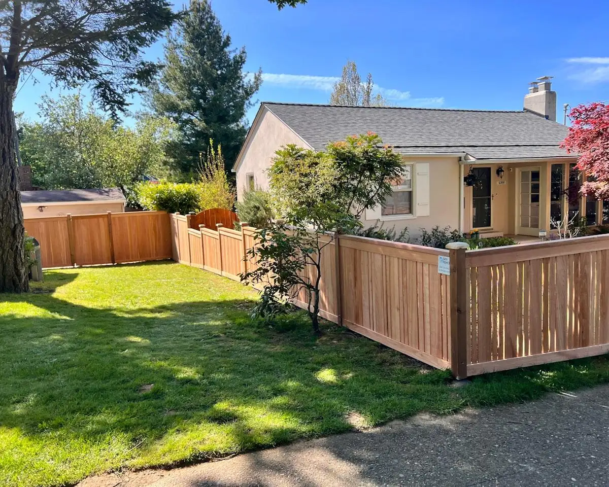 New cedar fence installed around residential property in Hopewell Junction NY